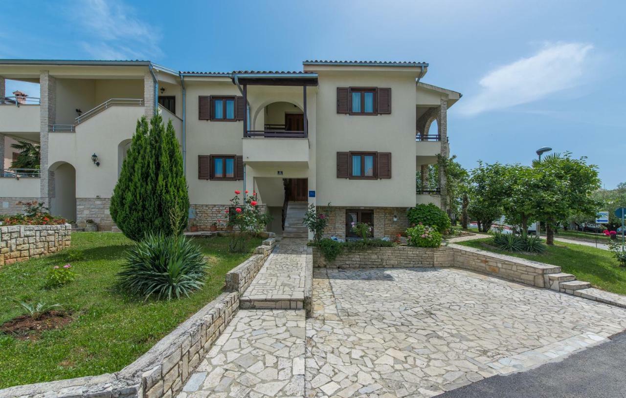 Apartments Marizela Poreč Exterior foto